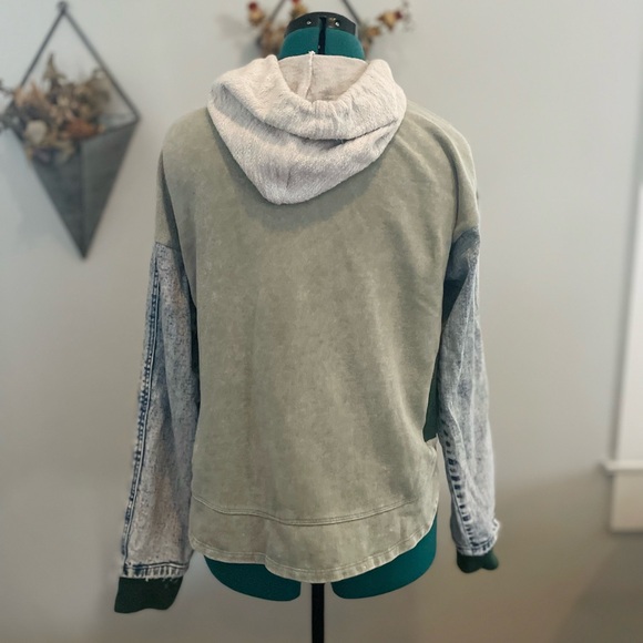 Custom made/upcycled Michigan State hoodie MSU size medium/large - Picture 3 of 3